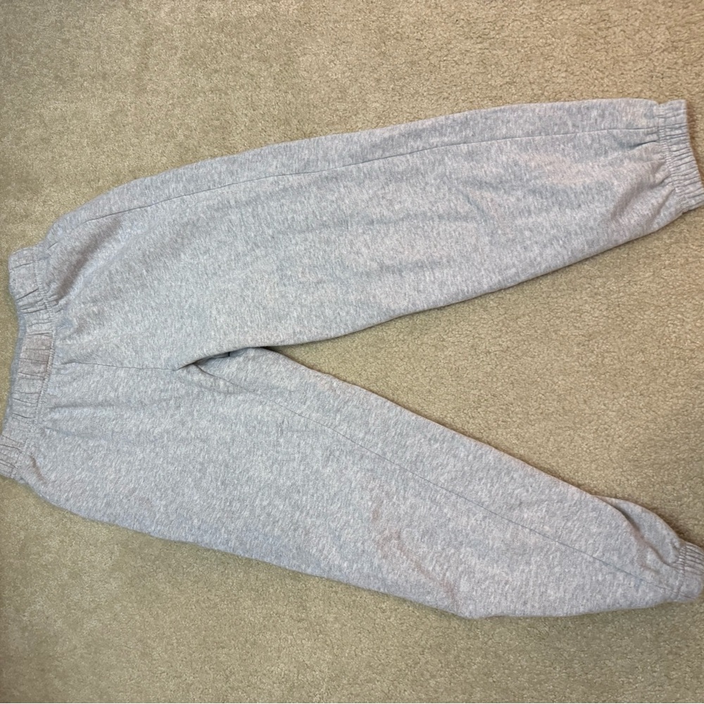 grey pacsun sweatpants